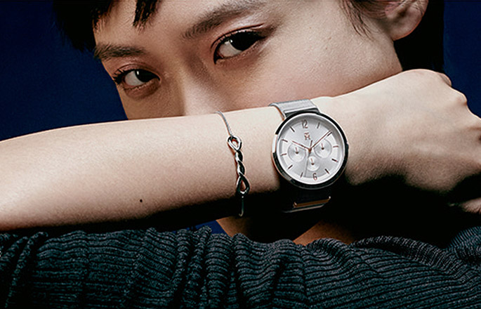 TOMMY HILFIGER WATCH