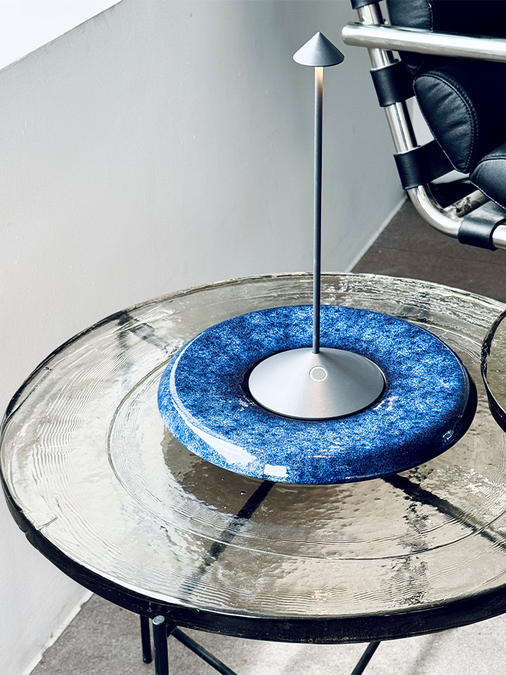 하루의 끝, 은은한 조명을 켜는 그 순간