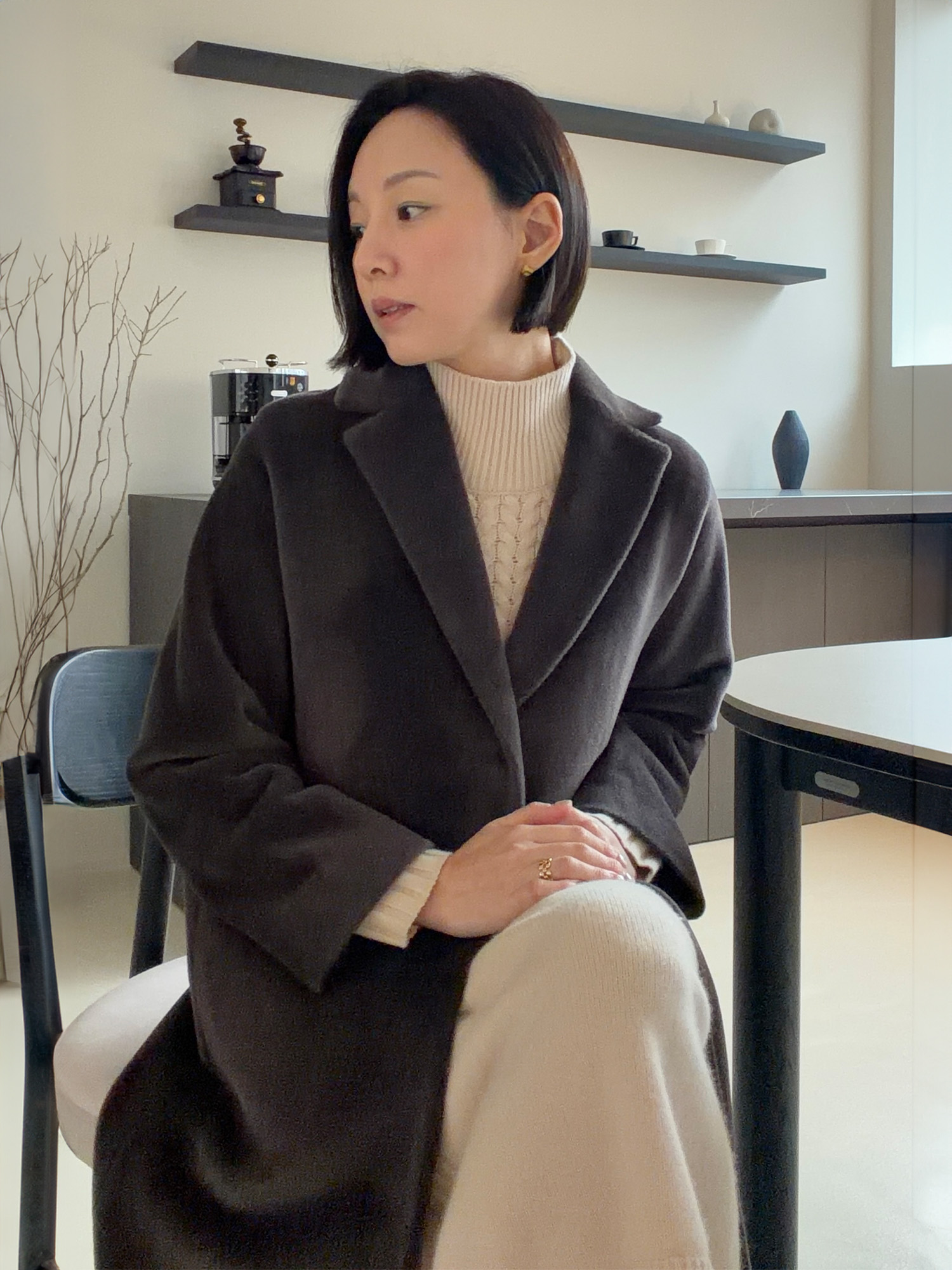 우아하게 갈아입은 새해 모임룩