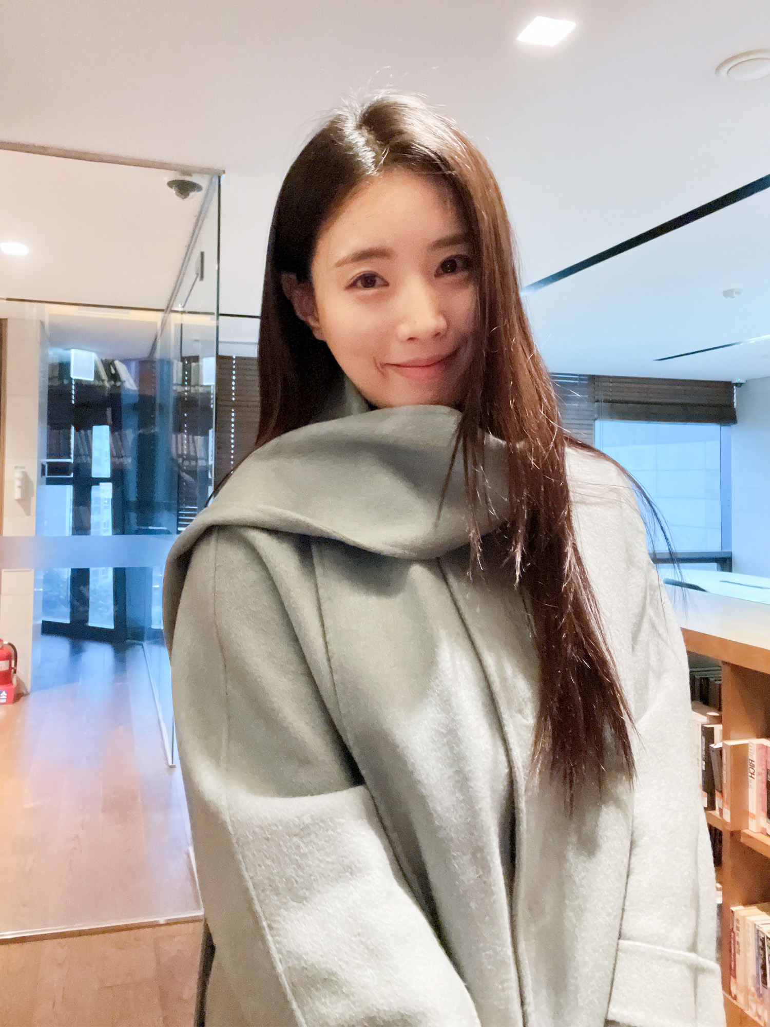 쇼호스트가 추천하는 새해 오피스룩