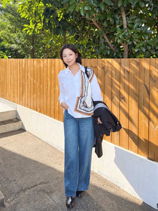 출근길에 우아함을 더하는 가을 스타일
