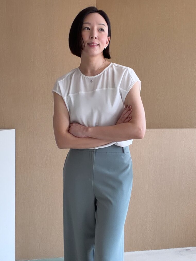 유행을 타지 않는 미니멀룩
