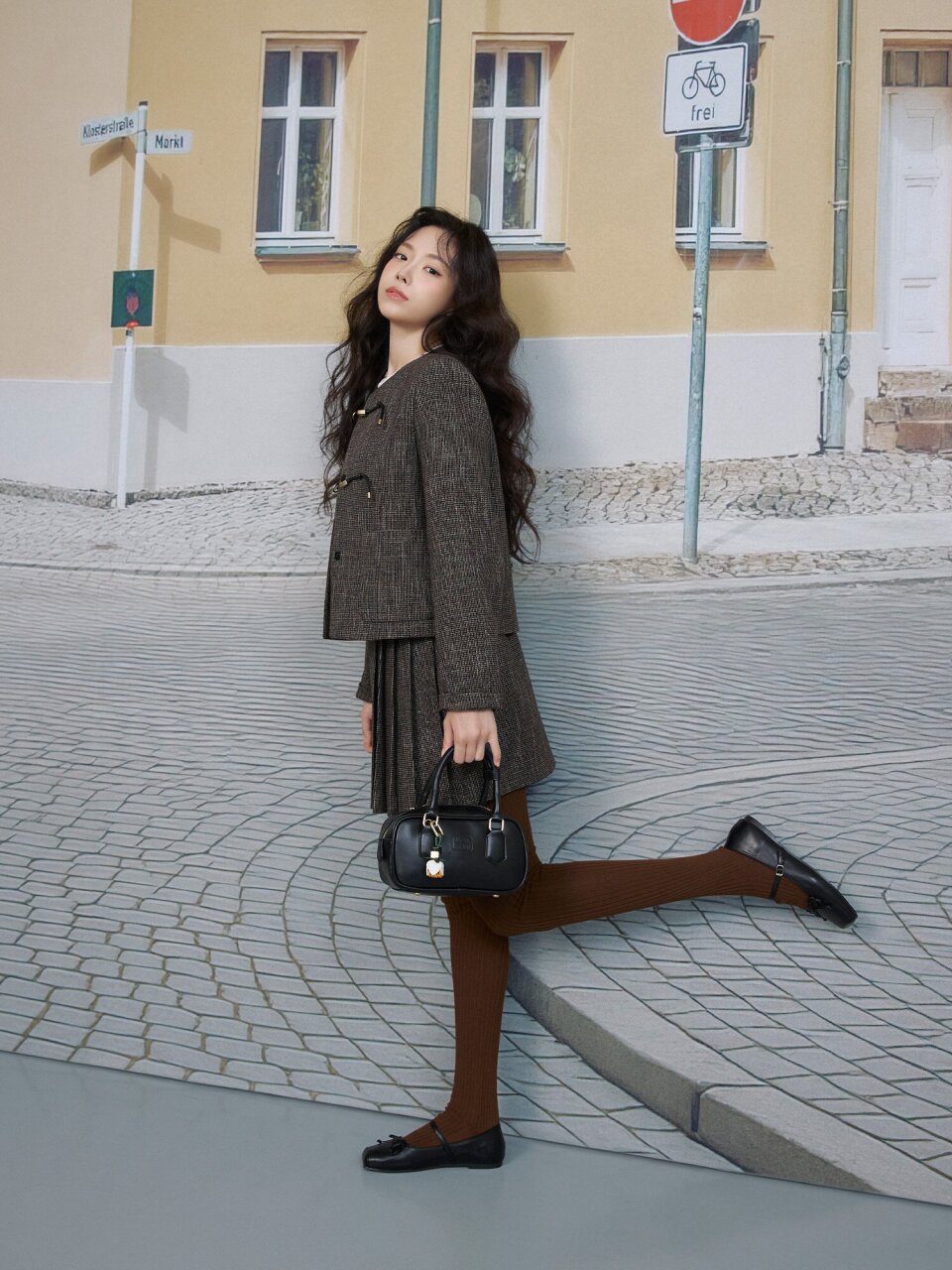 OUTLET NEW IN
