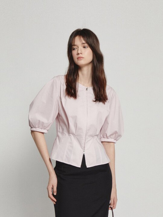 여름을 가장 먼저 여는 순간