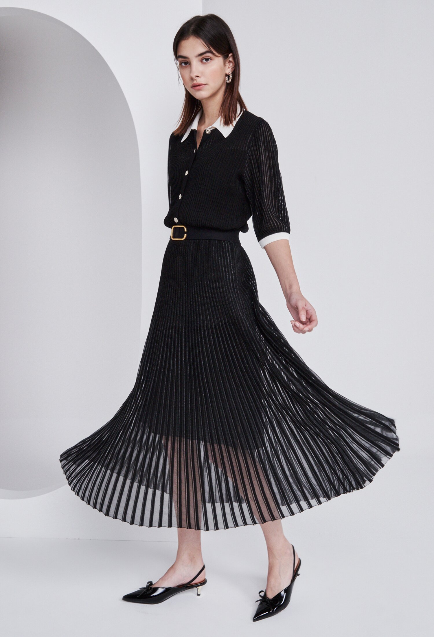 벨티드 시스루 플리츠 니트 원피스 (BLACK)