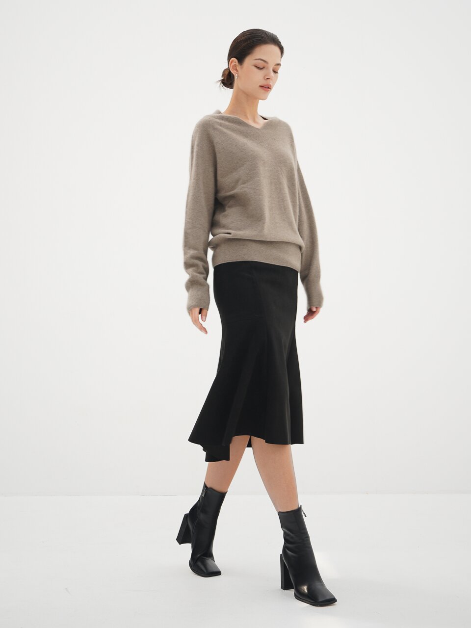 Suede Flared Skirt_Black