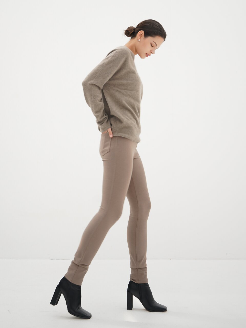 Ponte Legging Pants_D.Beige