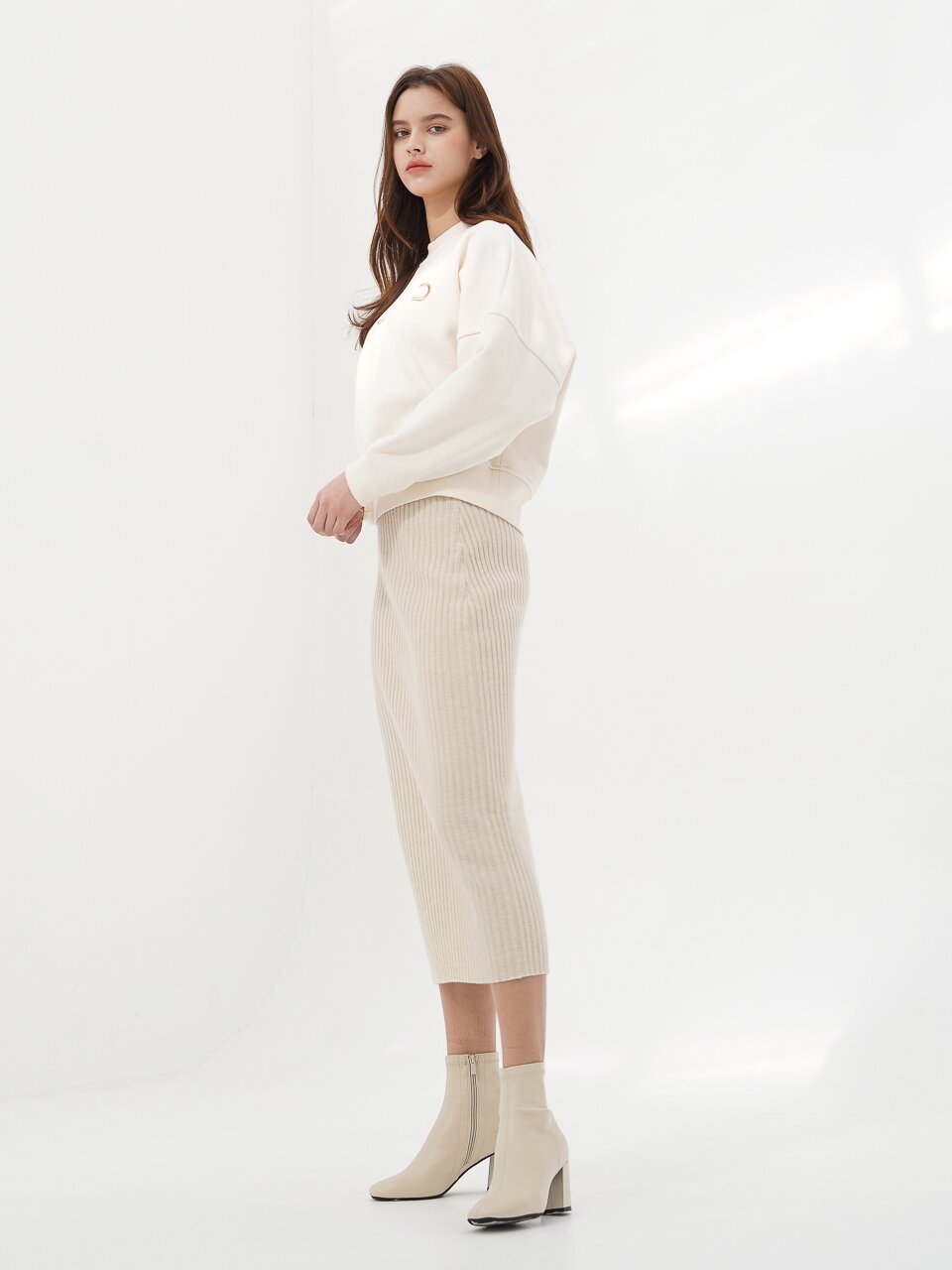 Cashmere Ribbed Knit Skirt_L.Beige