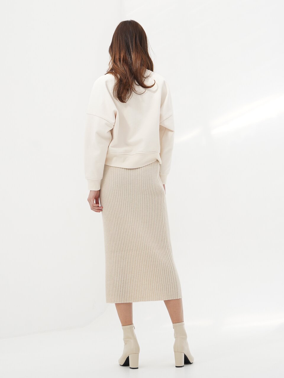 Cashmere Ribbed Knit Skirt_L.Beige