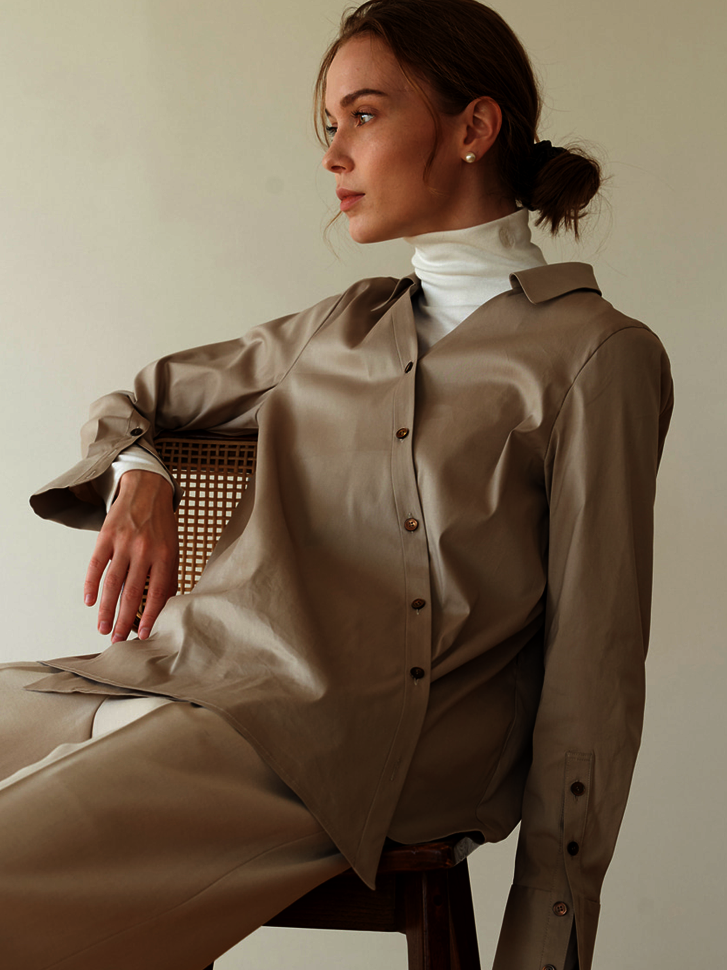 REFINED TWOWAY BEIGE SHIRTS 