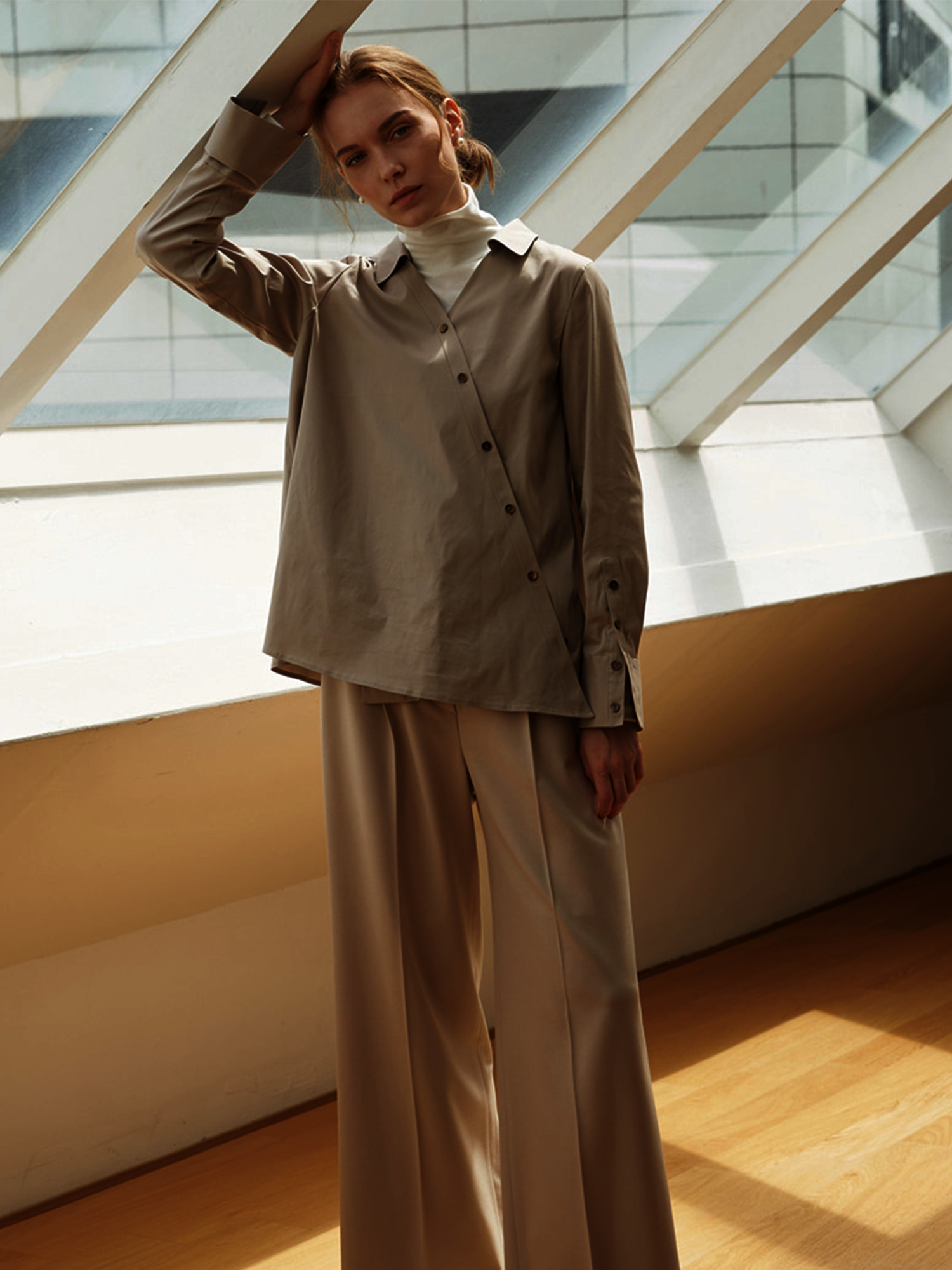 REFINED TWOWAY BEIGE SHIRTS 