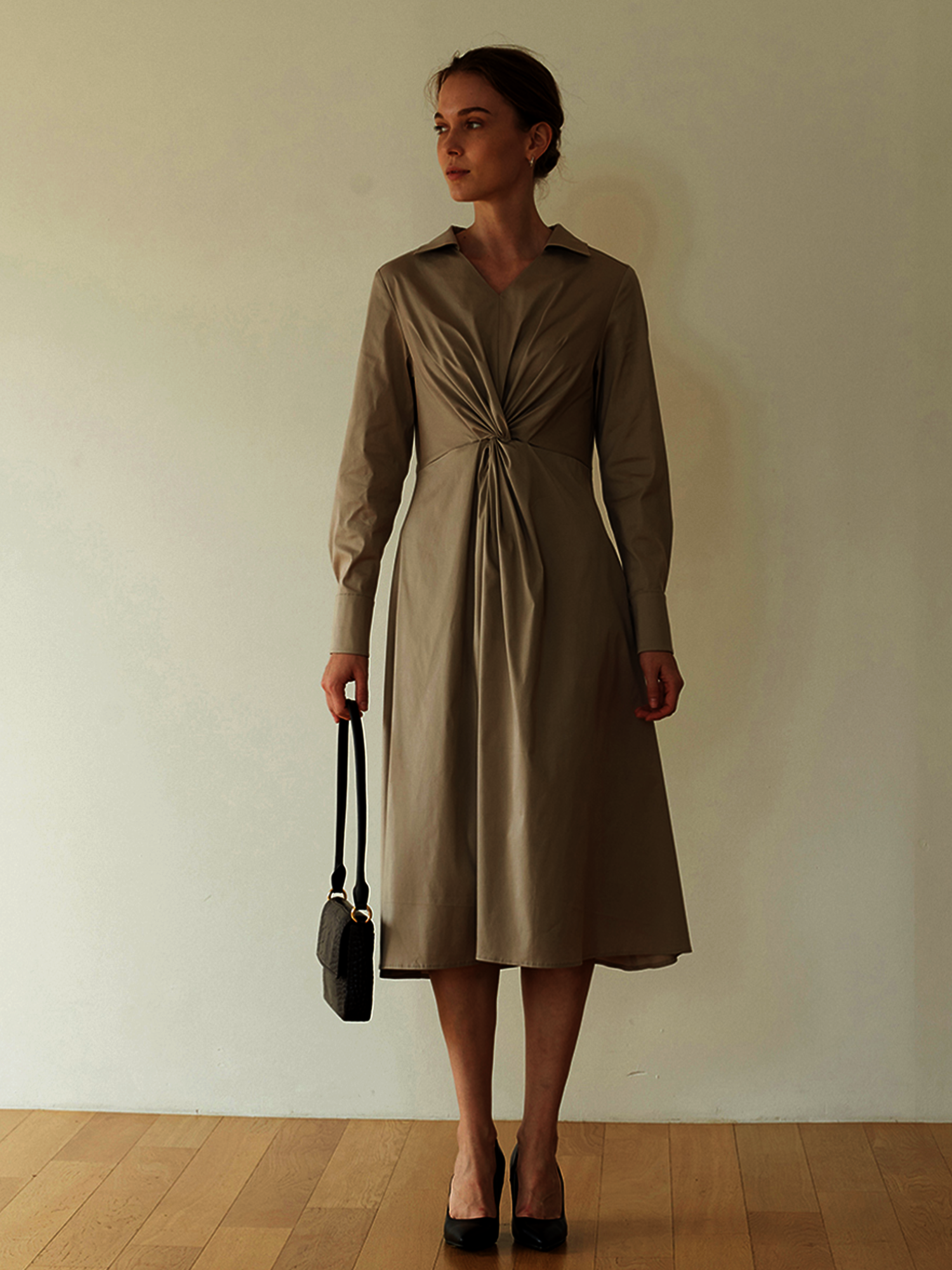 OPERA SHIRRING DRESS BEIGE