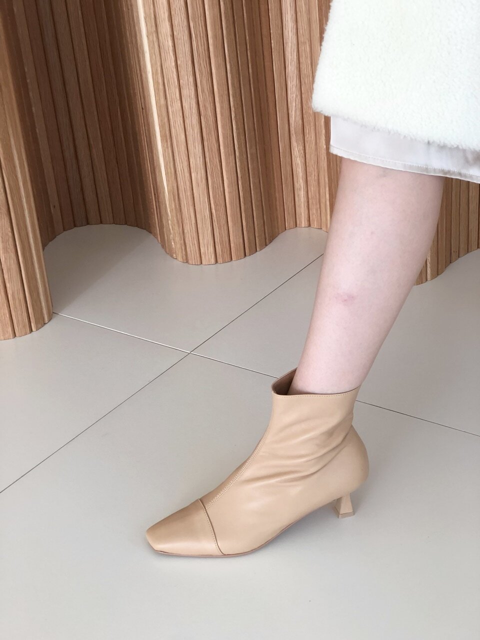 simply slim ankle boots beige