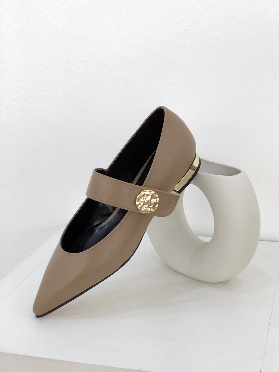 juliet stiletto mary jane flat _begie