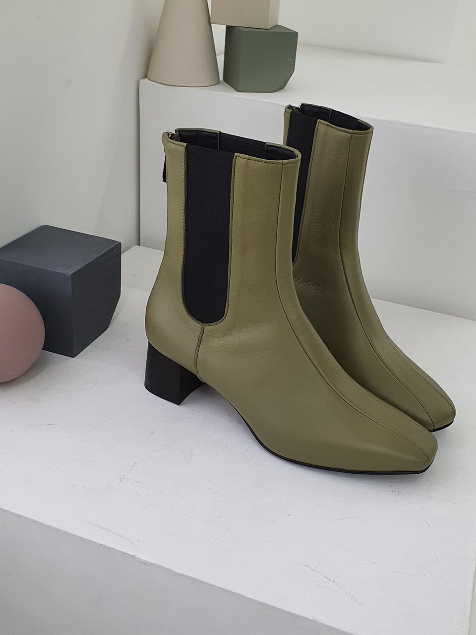 Square Chelsea Boots_Khaki