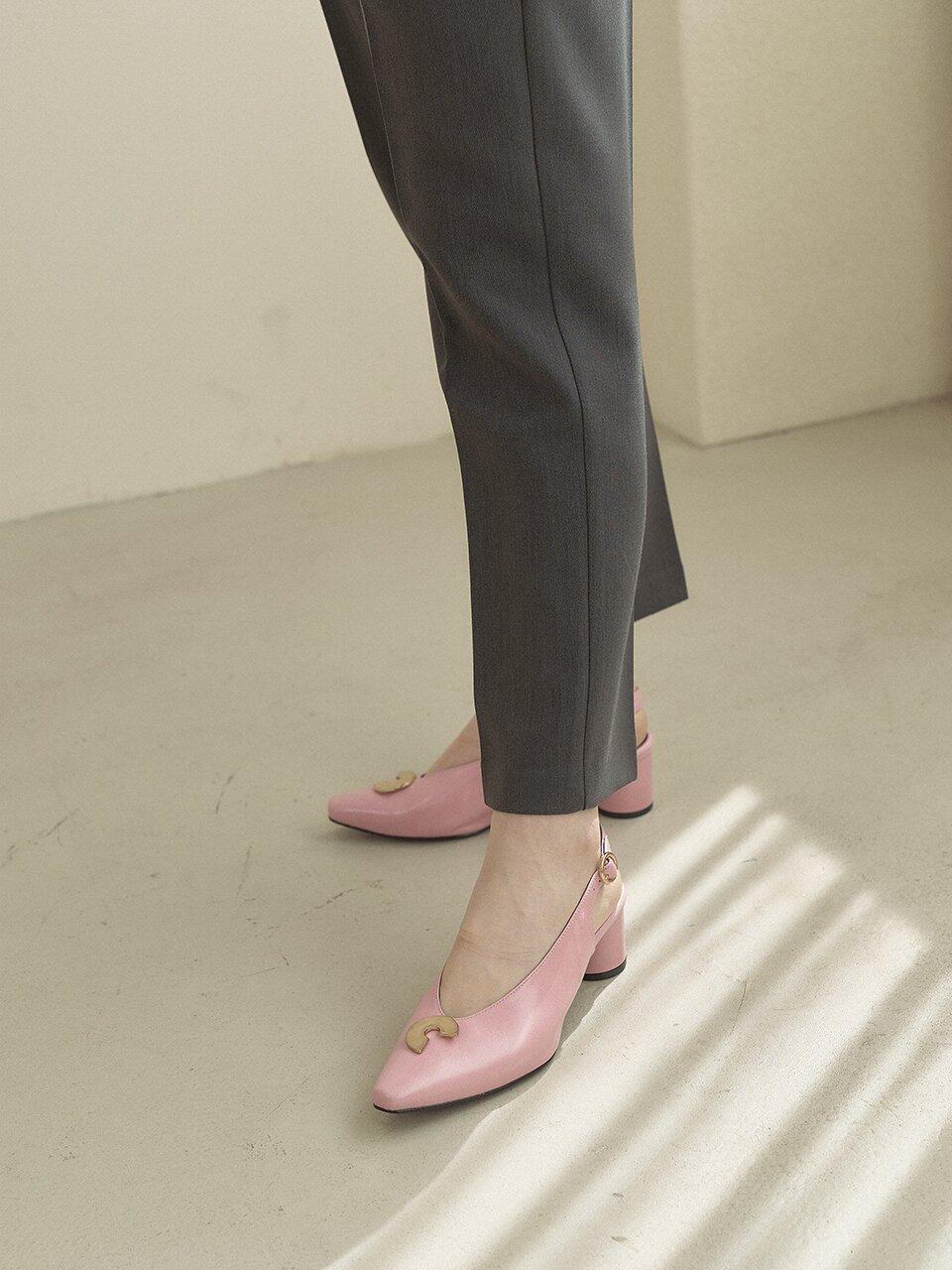 HalfMoon Slingback_Pink