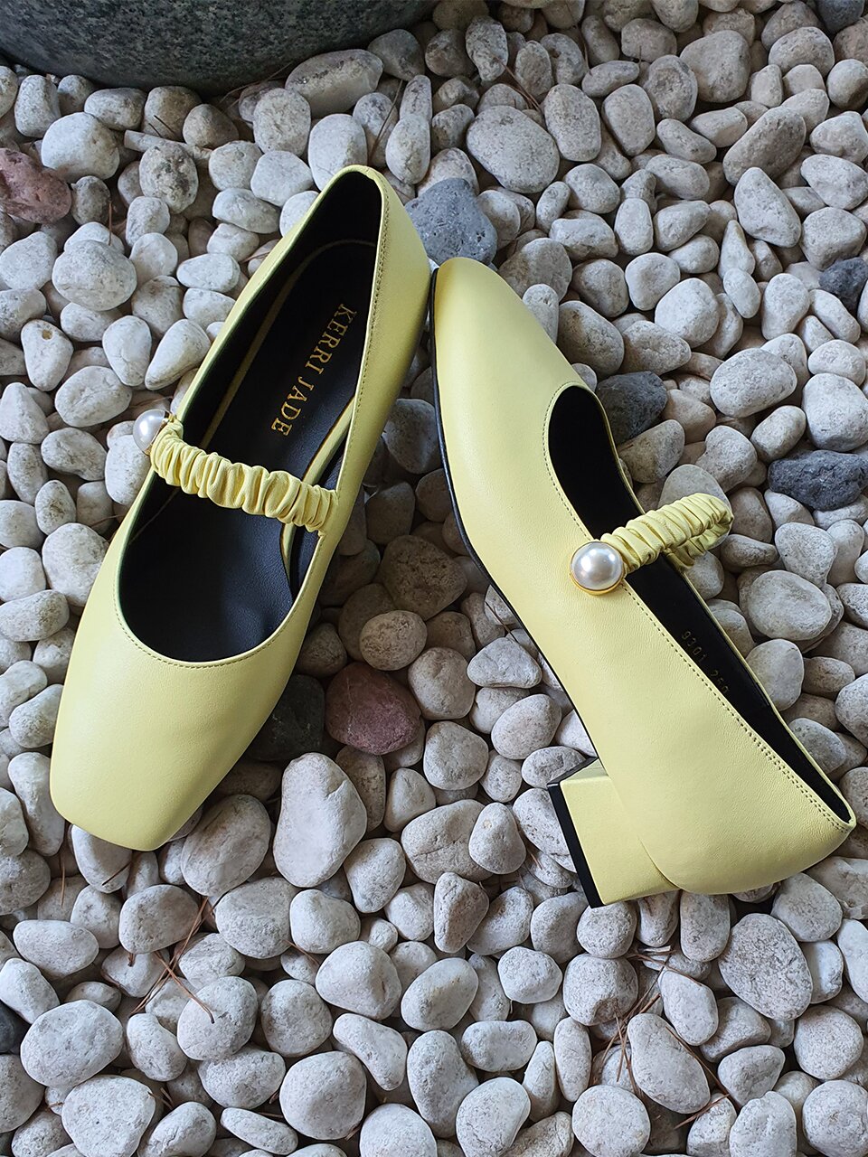 Natural Band Flat_LightYellow