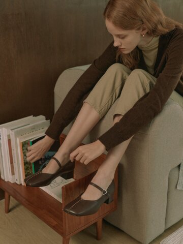 V-cut Pumps_Brown