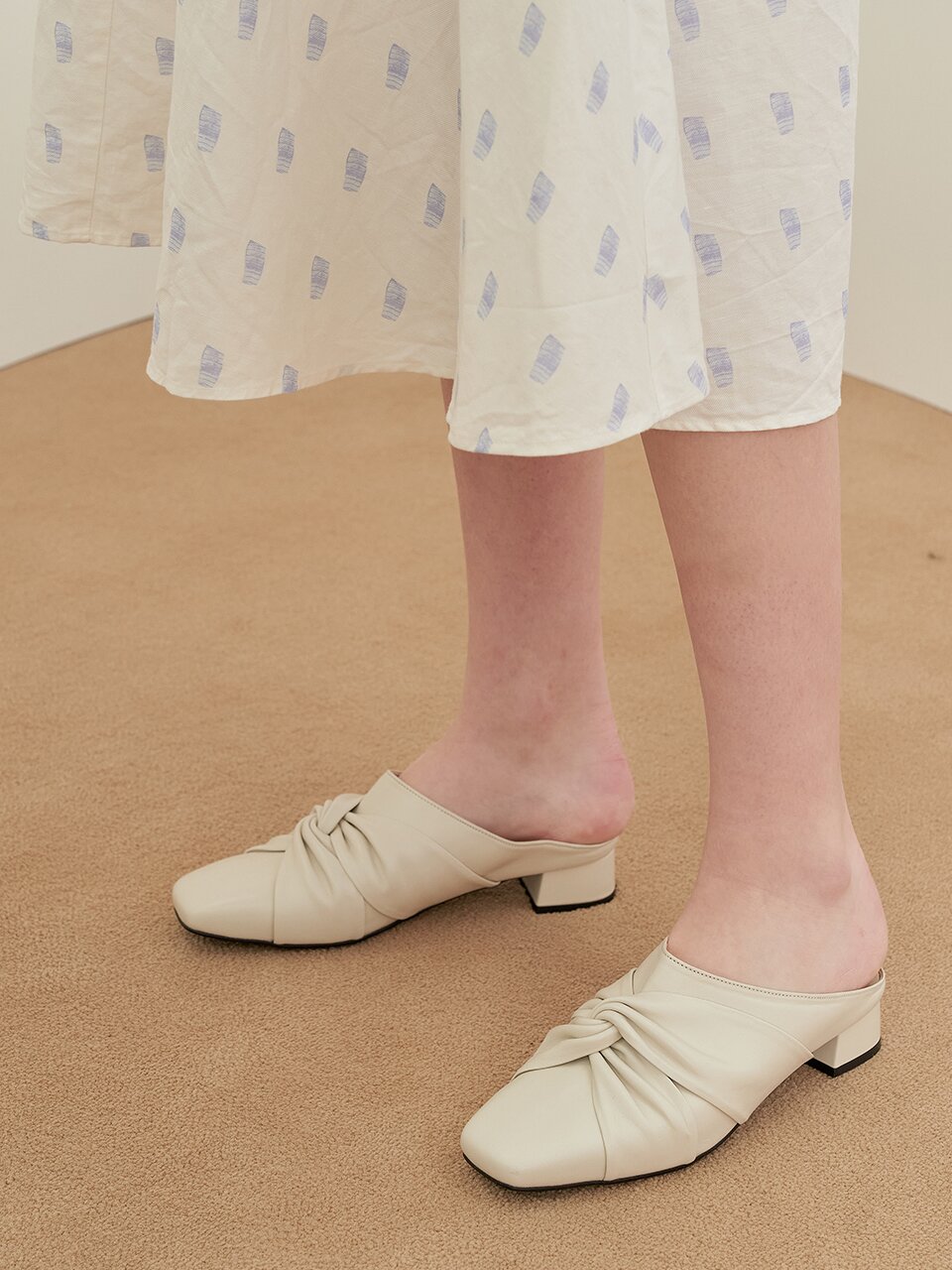 T.Twist Mules_Ivory