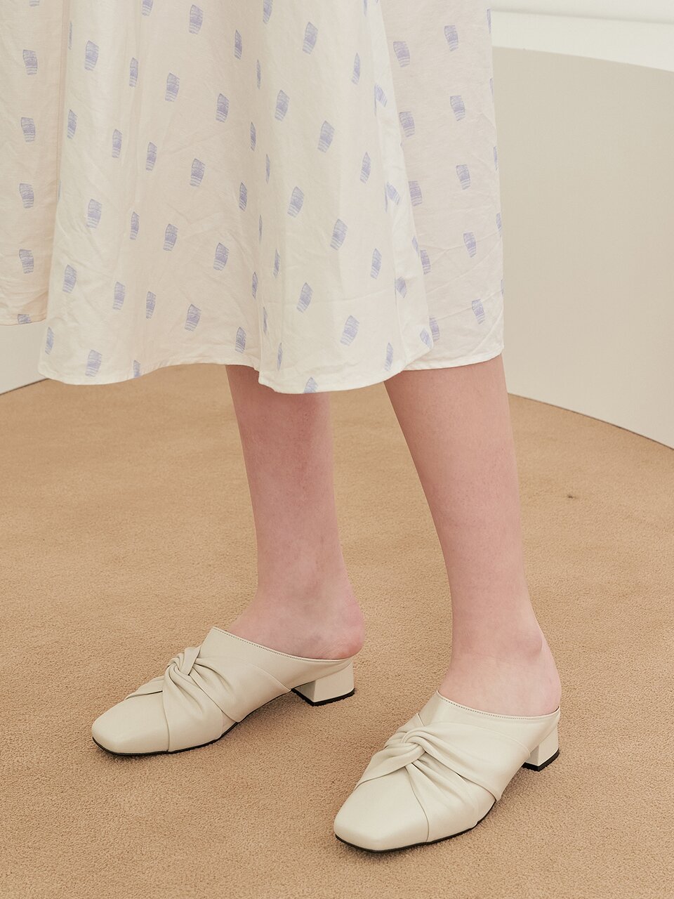 T.Twist Mules_Ivory