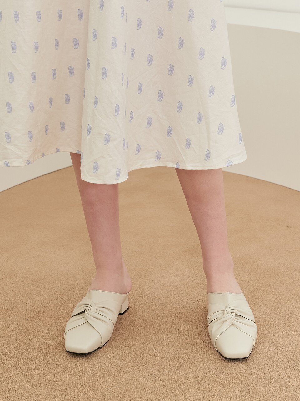 T.Twist Mules_Ivory