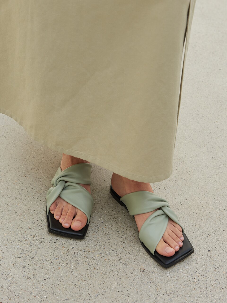 Alice Leather Slides Mint Grey