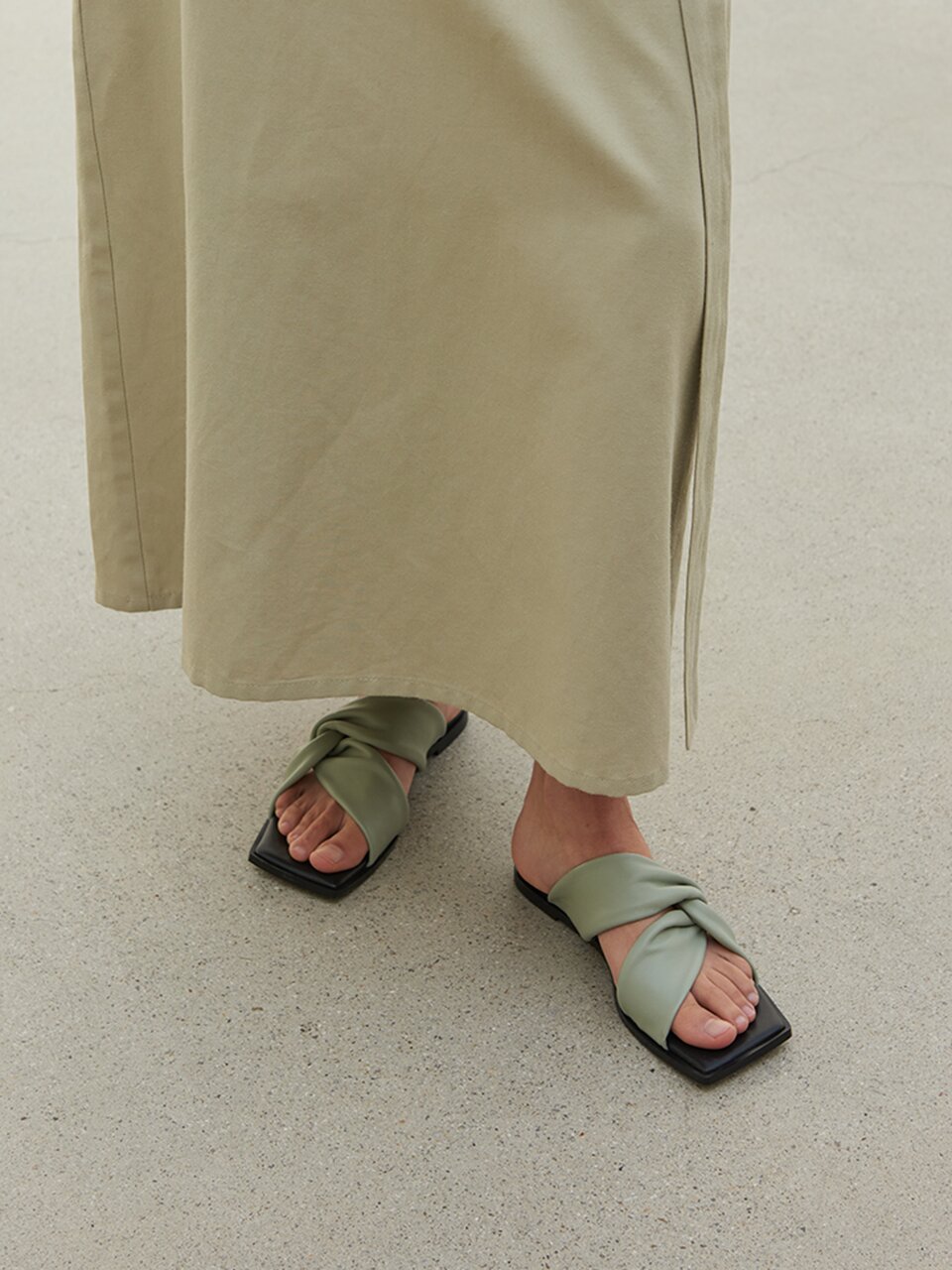 Alice Leather Slides Mint Grey