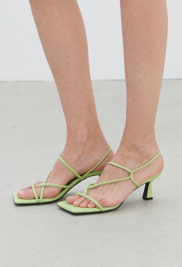 Serena Sandals Leather Lime세레나샌들 라임