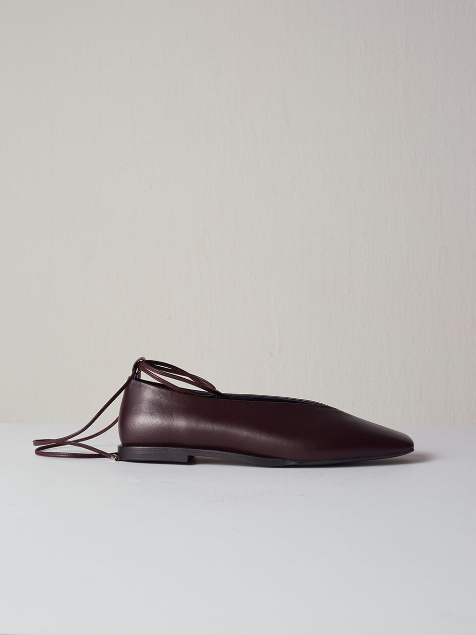 Emma Flat Leather Burgundy