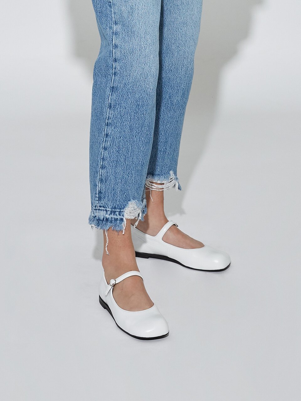 Lua Mary Jane Flats Off-White