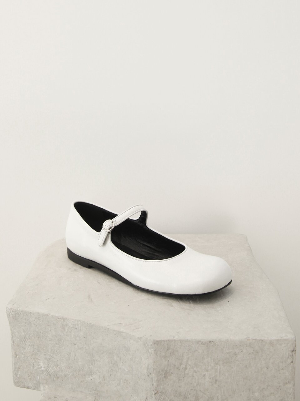 Lua Mary Jane Flats Off-White