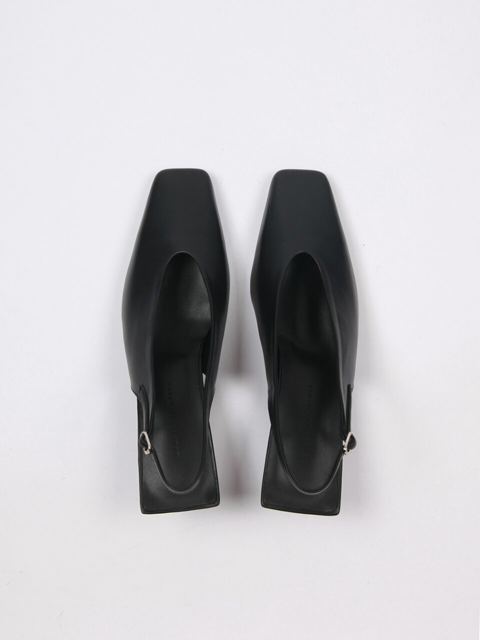Remi Slingback Leather Black