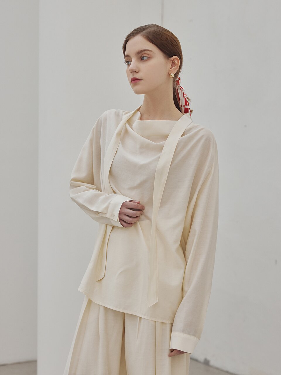 henna strap drape blouse_IVORY