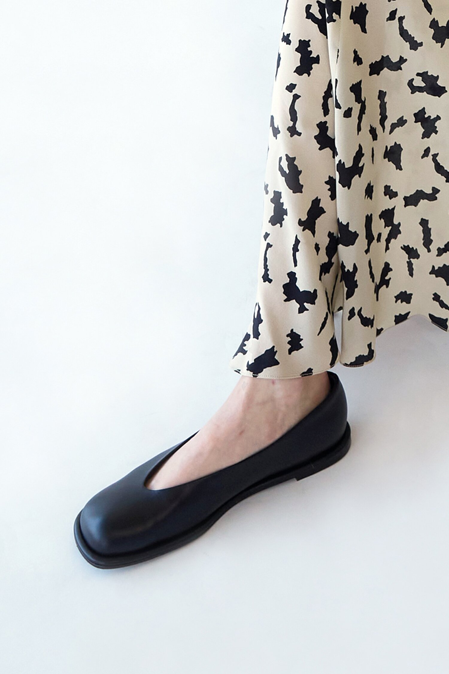 Lisa Flat Leather Black