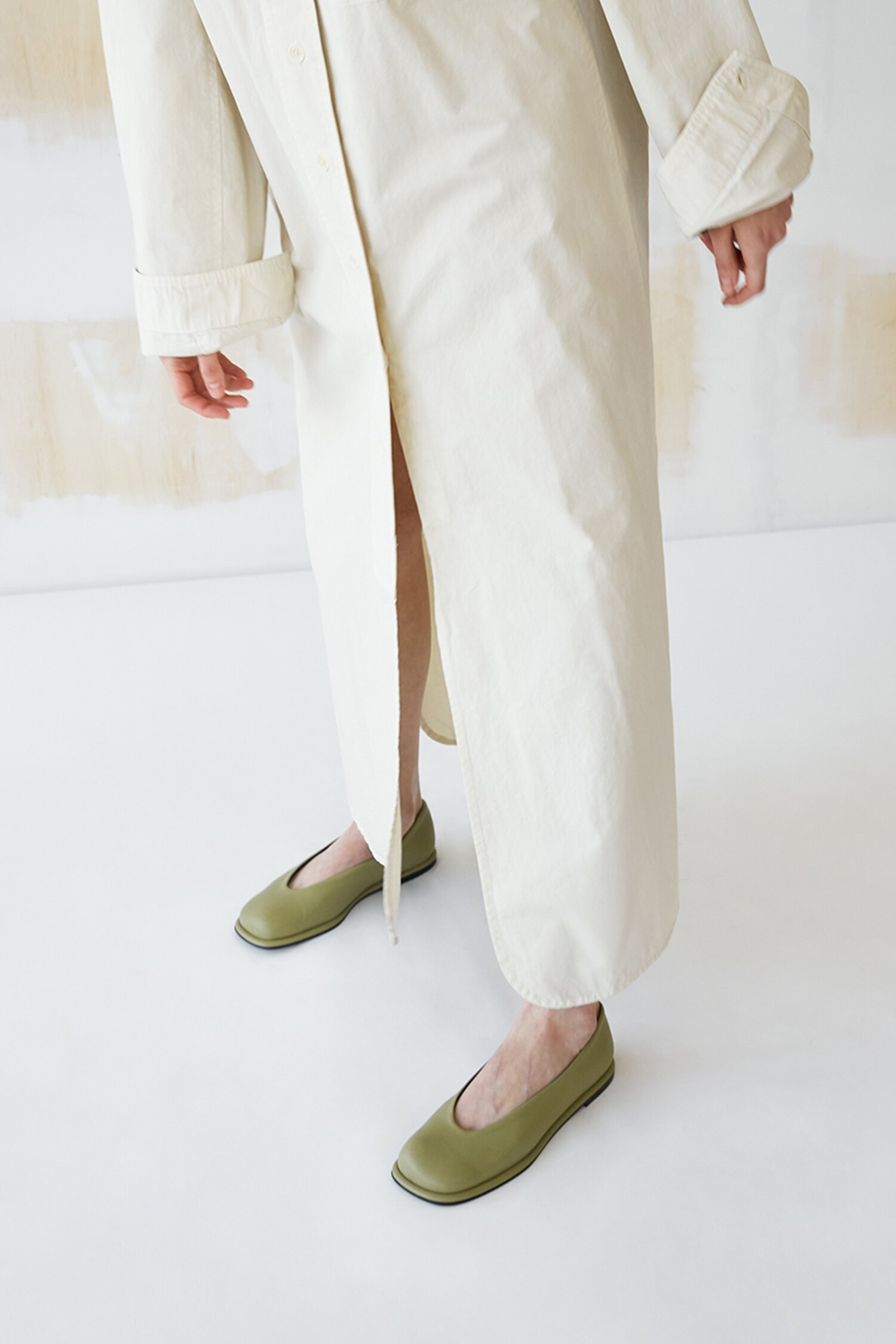 Lisa Flat Leather Sage Green