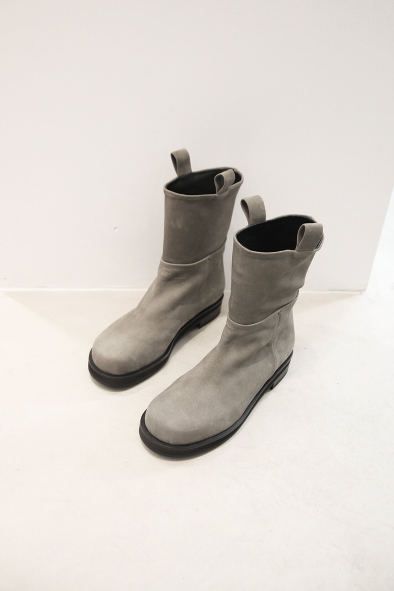Noah Ankle Boots Grey Nubuck