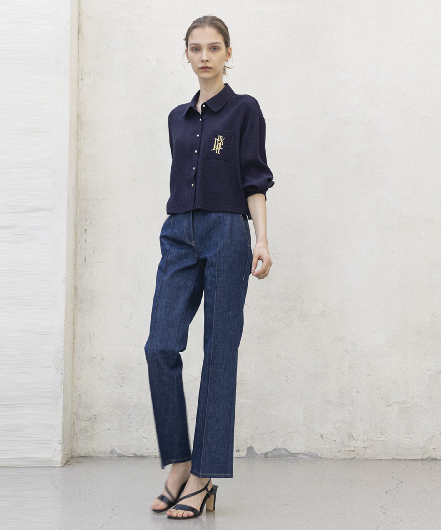 DRESSY CROP NAVY BLOUSE
