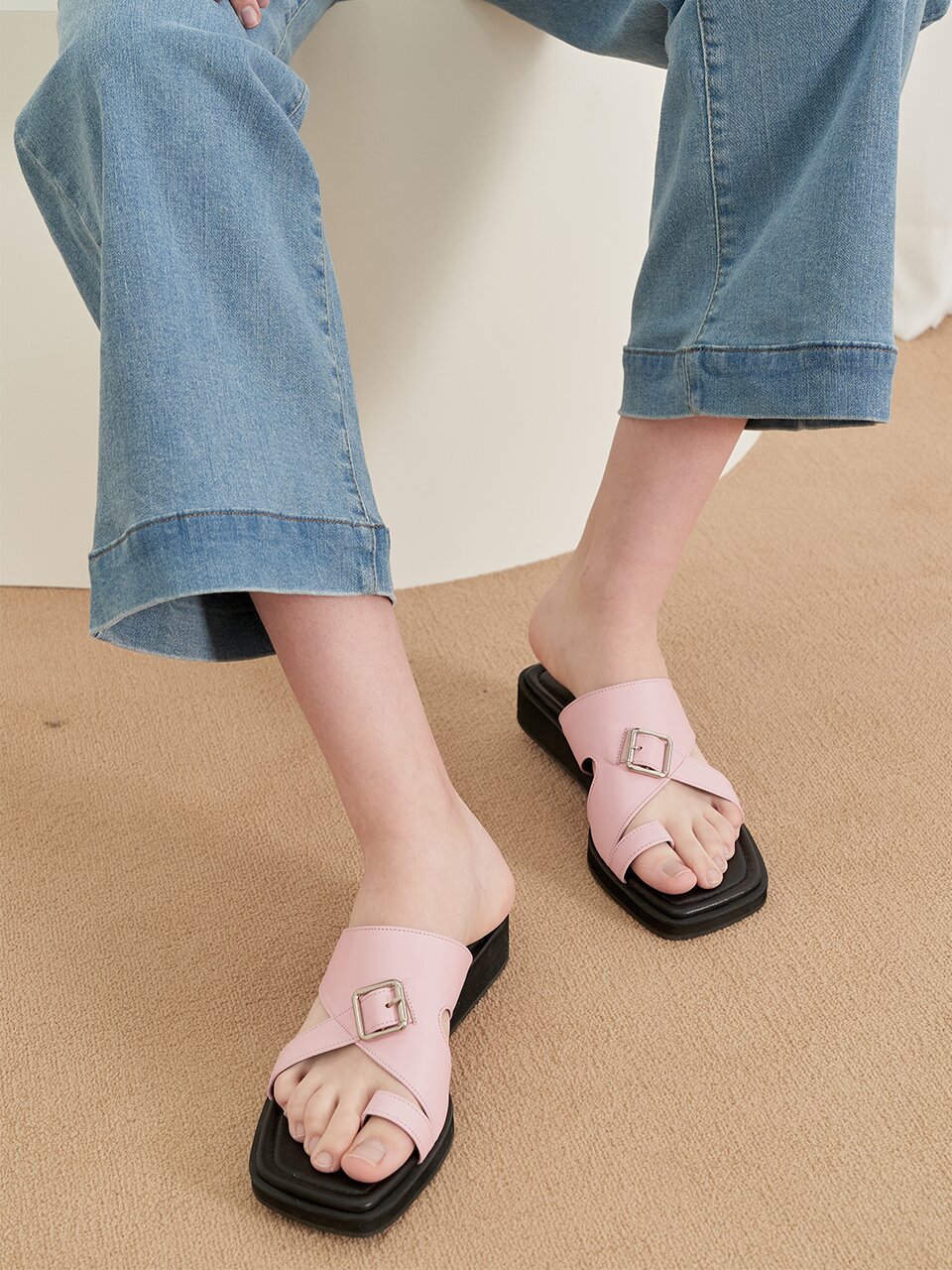 Buckle Slide_Pink