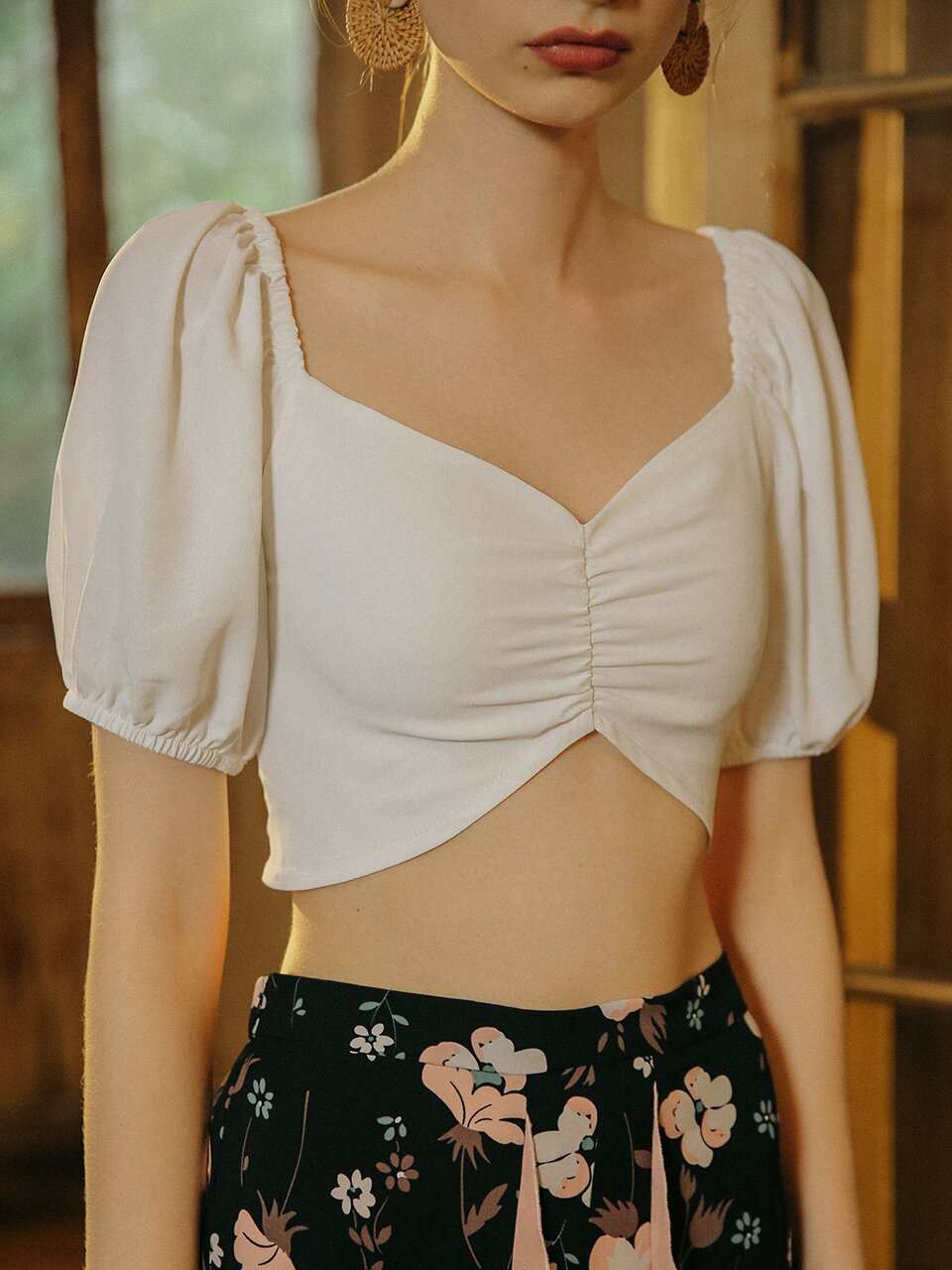 Simple shirring white blouse