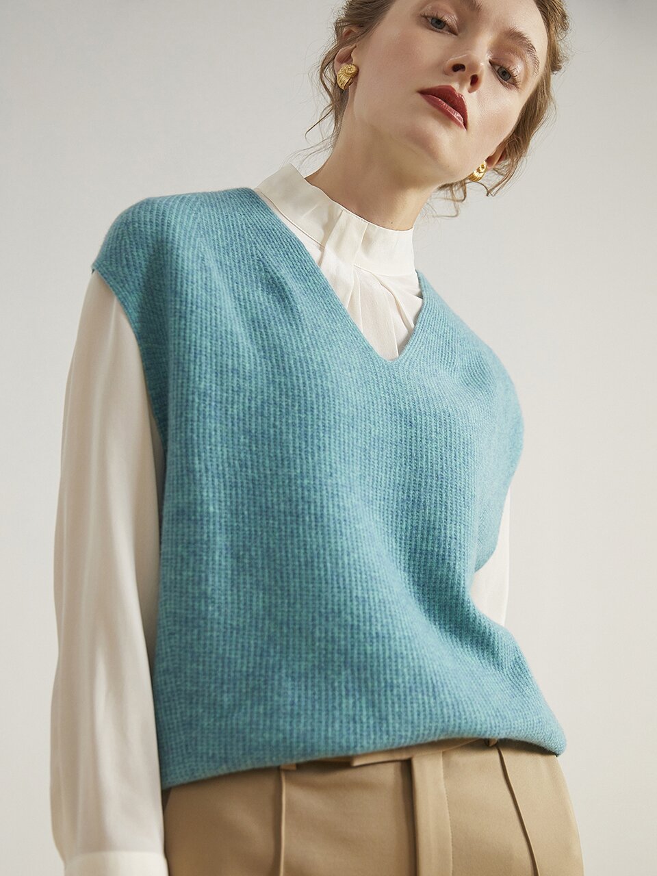 Ozie 3-color knitted vest