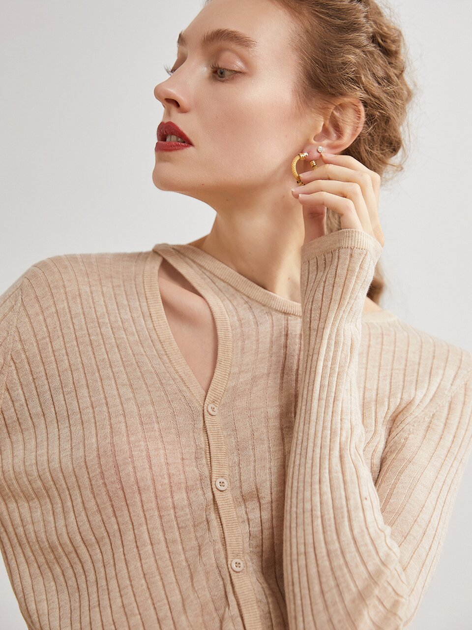 Ozie diagonal line cross cardigan_beige