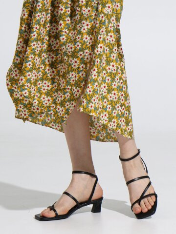 Sandals_ADS232