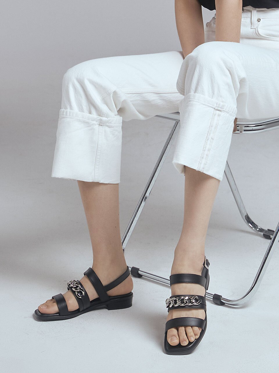 Sandals_ADS304