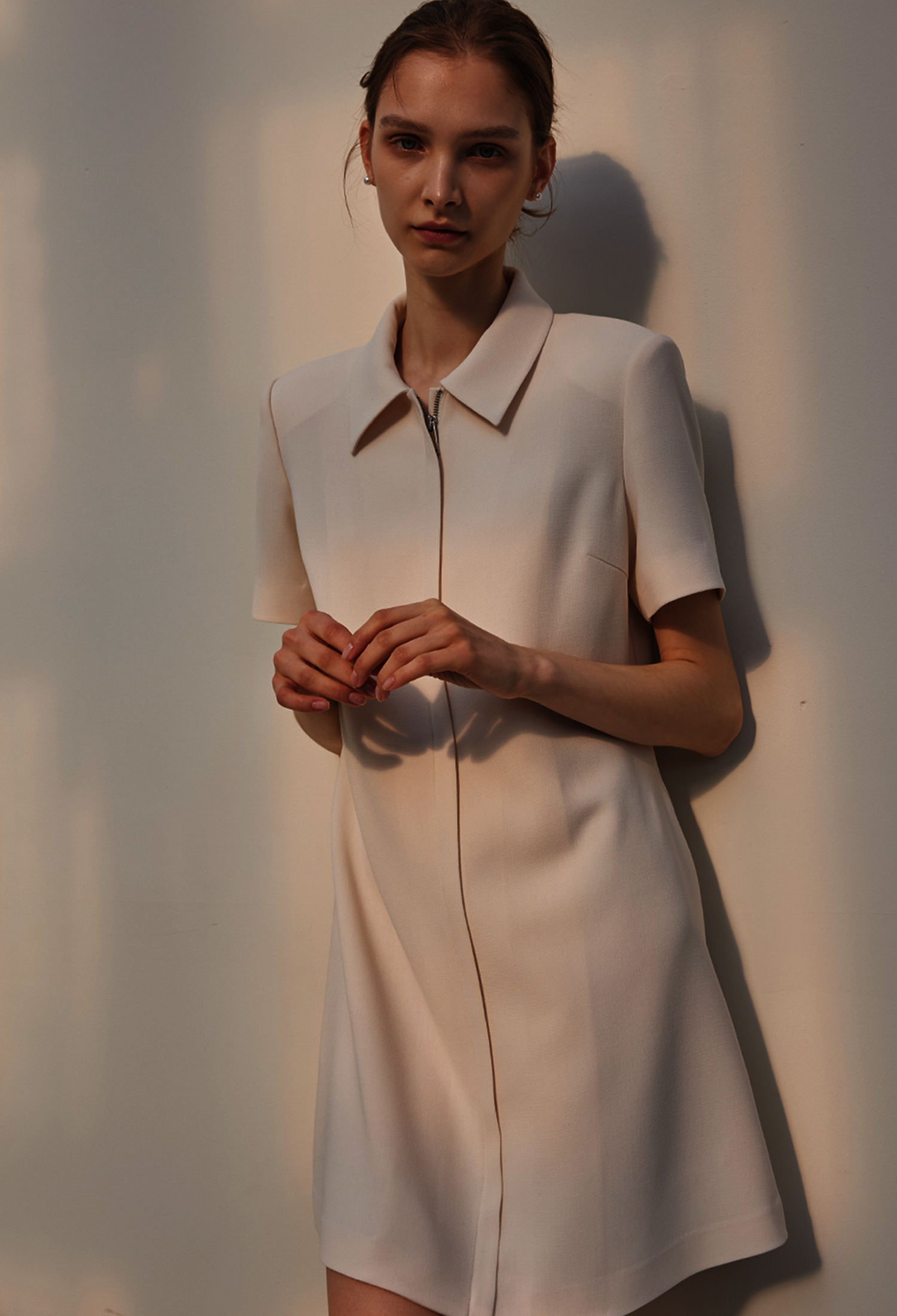 SEMI FLARE JIPUP MINI DRESS