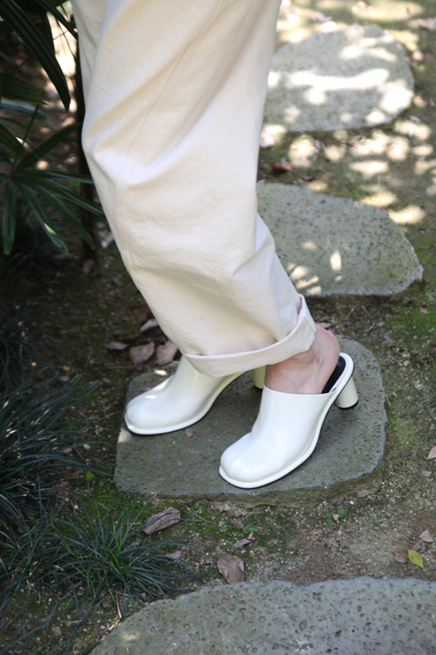 Julie Mules Leather Ivory