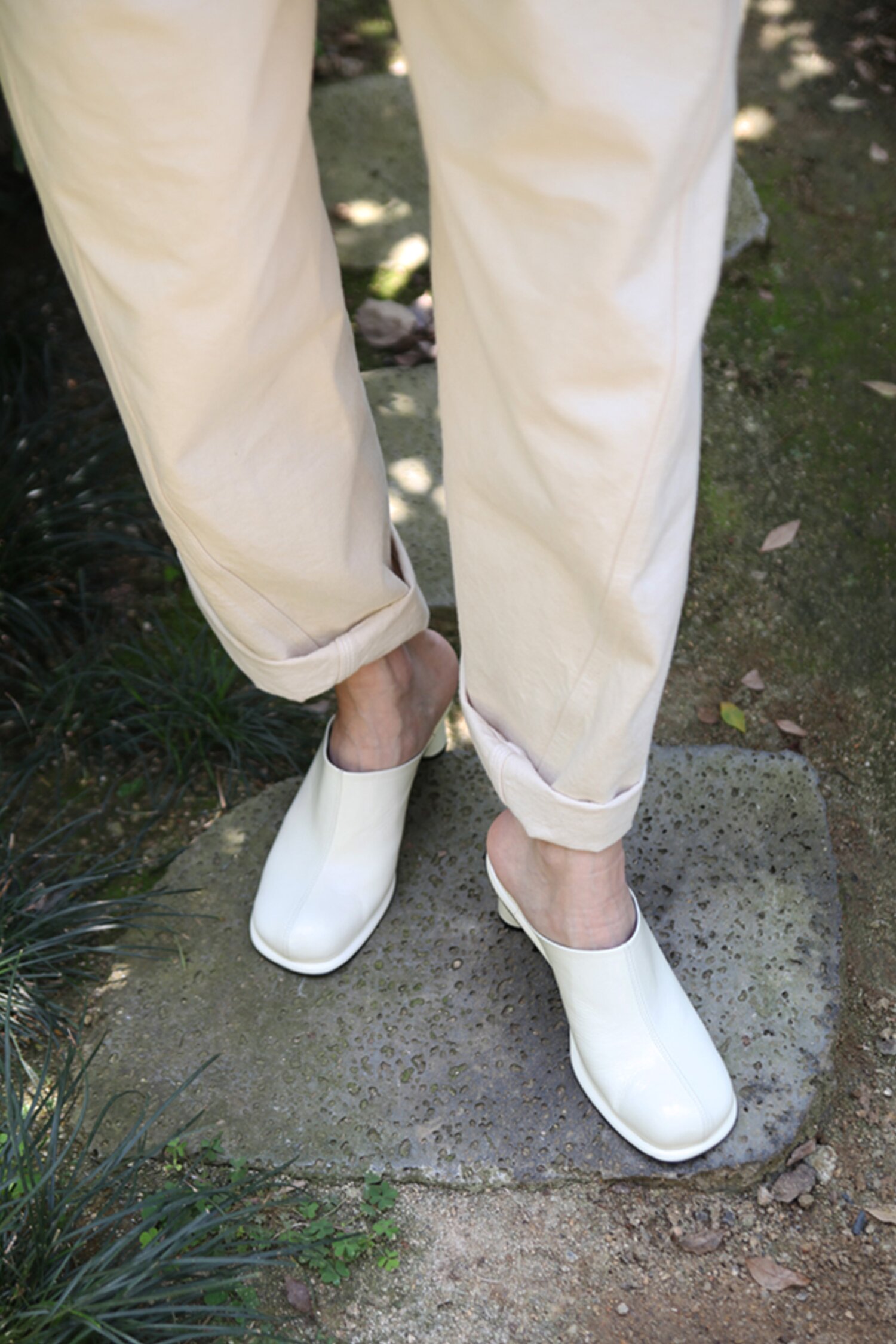 Julie Mules Leather Ivory