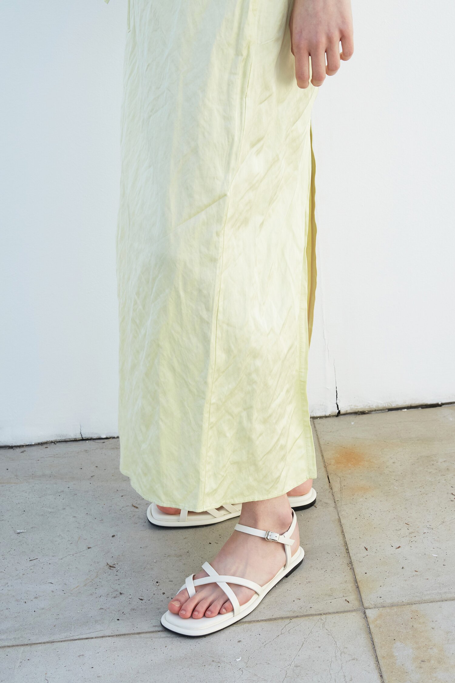 Simon Sandals Leather Ivory