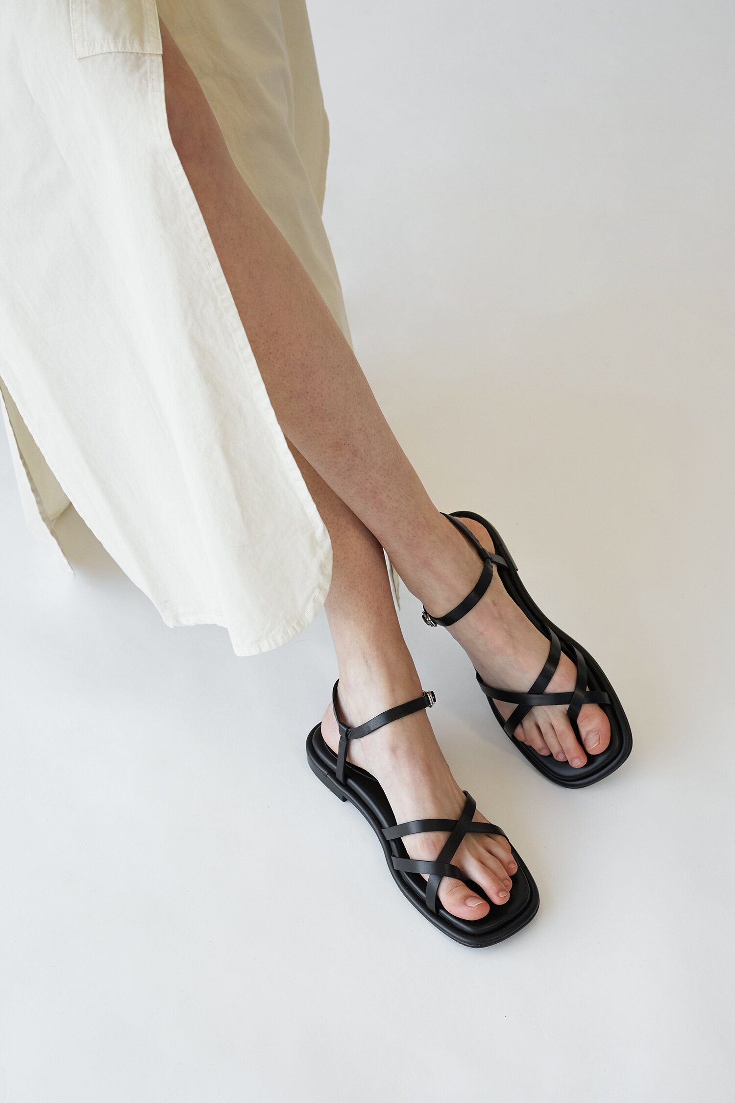 Simon Sandals Leather Black