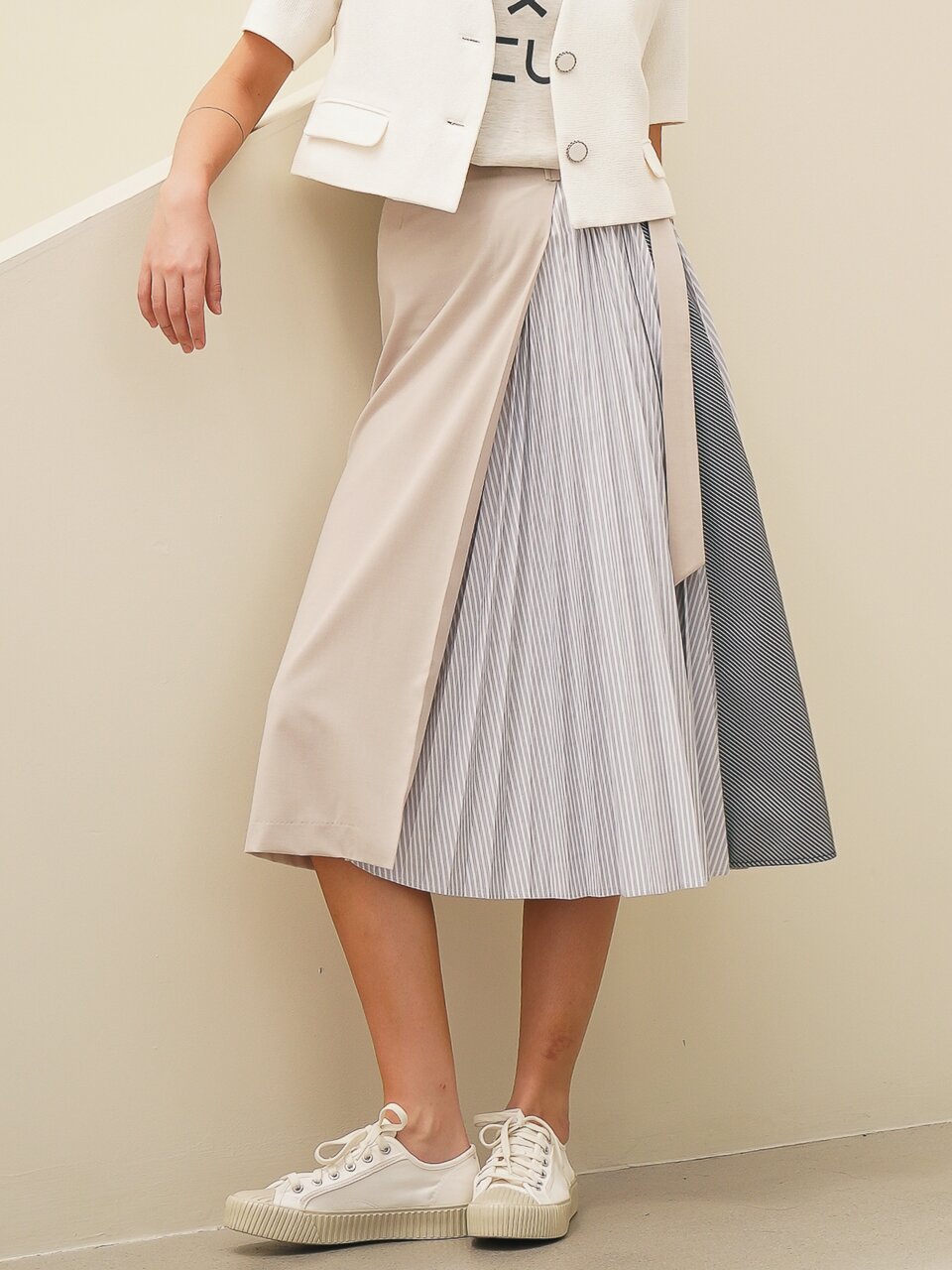 Tiera Pleats Skirt_Beige