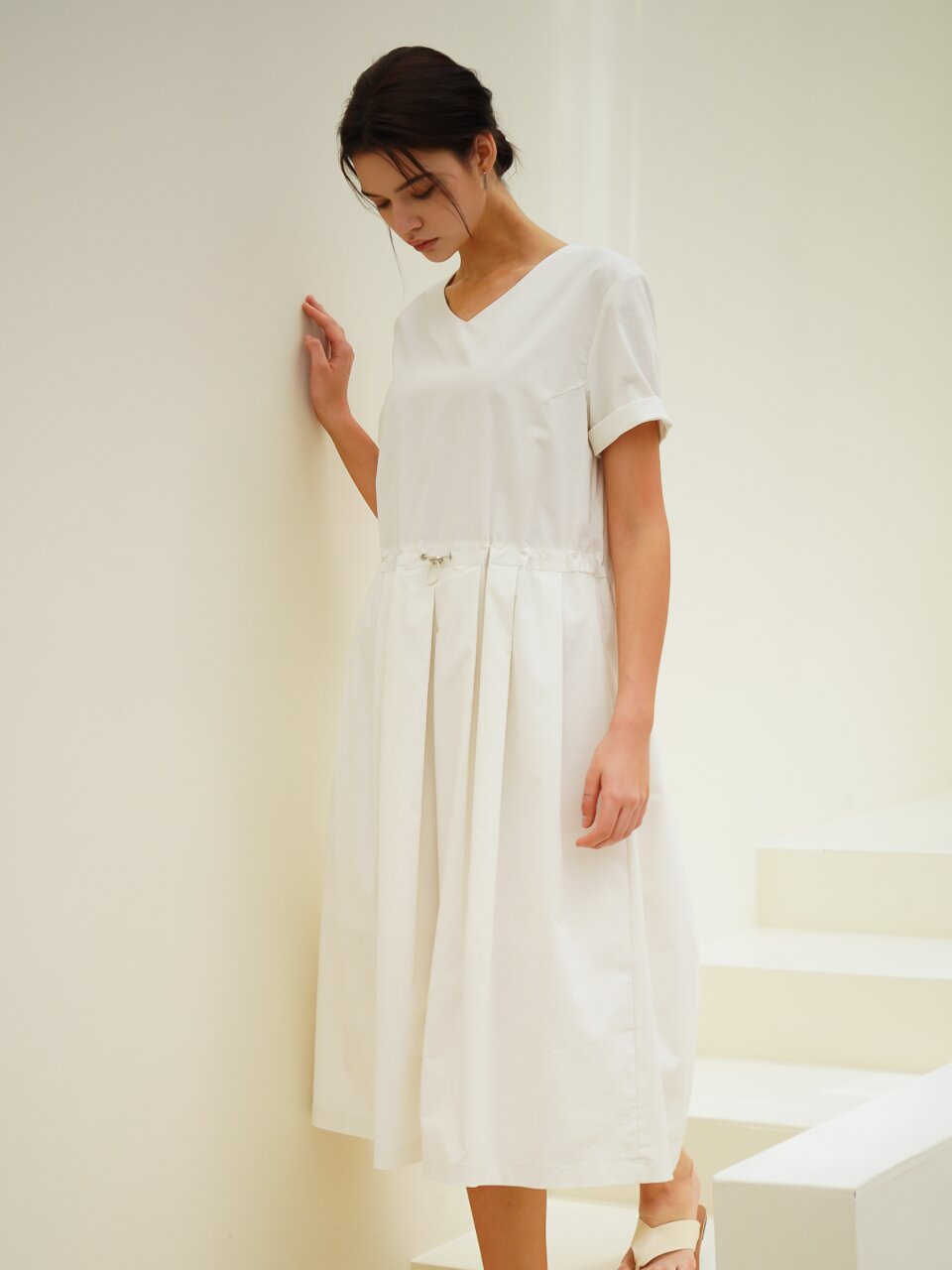 Waist String Pintuck Dress_Beige